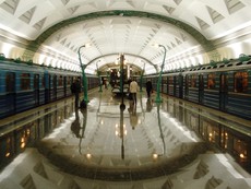 Московское метро будет работать дольше