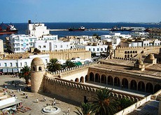 Российский МИД предупреждает туристов, находящихся в Тунисе