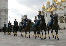 Сезон развода пеших и конных караулов откроется в Кремле 18 апреля
