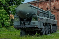 Пусковая установка ракетного комплекса "Тополь" "поселилась" на ВДНХ