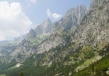 Введена плата за вход в национальный парк Черногории "Проклетие"