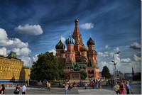 Туристы выбрали самые популярные места в Москве и Санкт-Петербурге