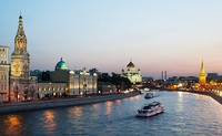 В Москве проходят водные экскурсии для любителей истории
