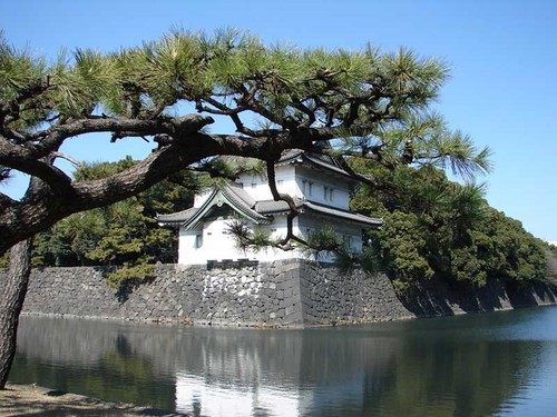 Токийский дворец откроют для туристов на два дня