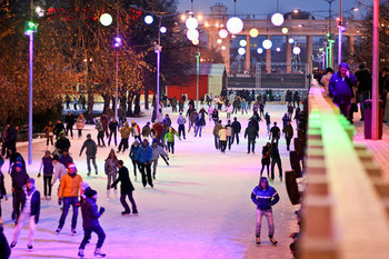 30 ноября в Москве открываются катки с искусственным льдом