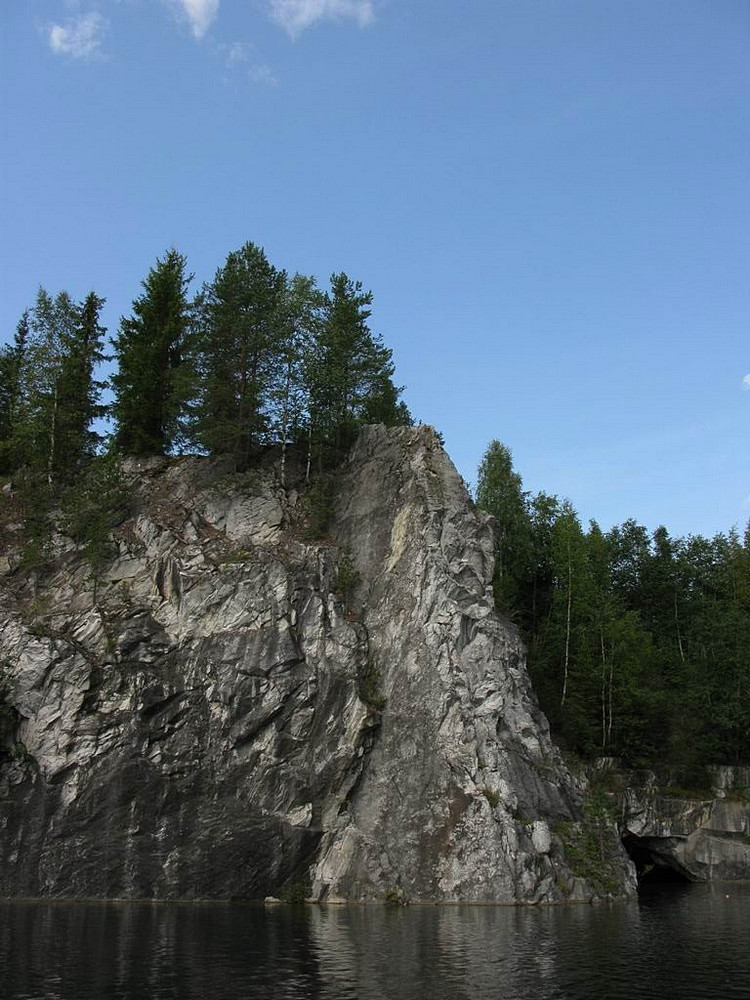 Карелия, Рускеала. Мраморный карьер и водопады