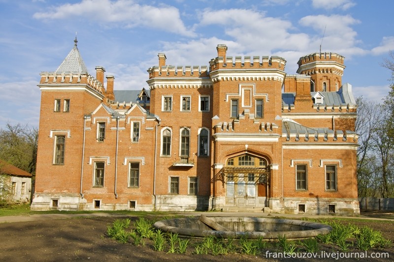 Заброшенный дворец принцессы Ольденбургской