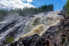 Искусственный водопад Гирвас