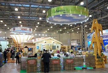 Алтайское село посреди Москвы: добро пожаловать на "Интурмаркет – 2015"!
