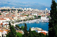 Посольство Хорватии передает оформление документов в визовые центры