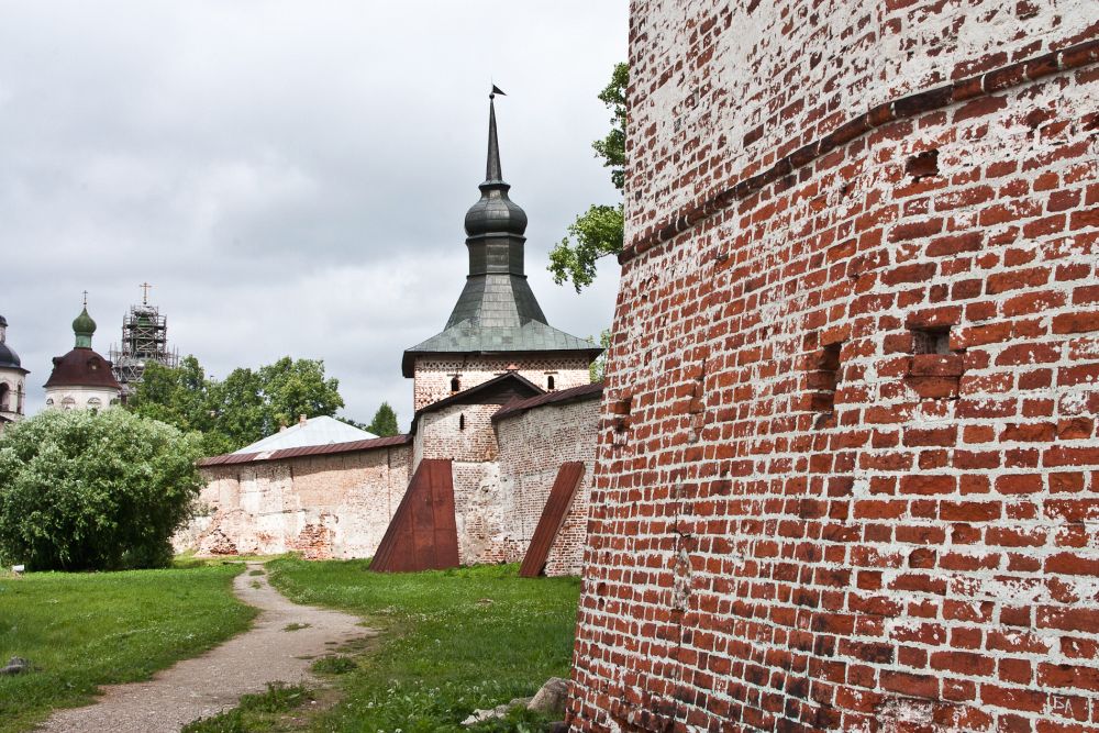 Гранитный линкор. Путешествие на полуостров Рыбачий. Июнь 2011 года. Часть 4